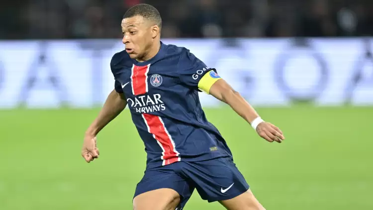 Kylian Mbappe resmen Real Madrid'de! İmzalar atıldı...