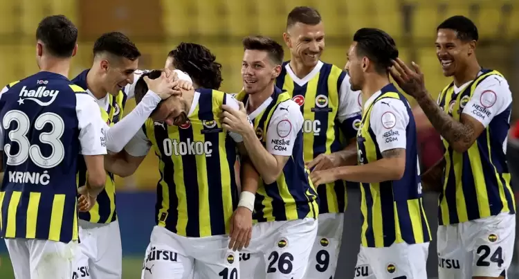 Fenerbahçe'de ayrılık! Miha Zajc takım arkadaşlarıyla vedalaştı