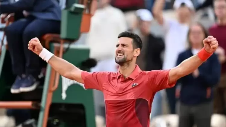 Novak Djokovic zorlanarak çeyrek finalde