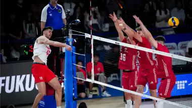 Filenin Efeleri, Polonya'ya da boyun eğdi!