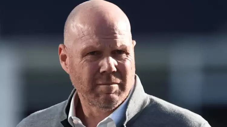 Beşiktaş'ta Hasan Arat yönetimi sportif direktör Brad Friedel'a teklif yaptı