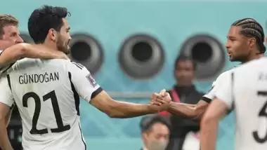 Başbakan Olaf Scholz'tan, Alman futbolunda artan ırkçılığa yorum!