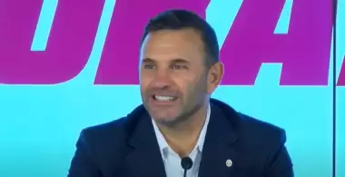 Galatasaray'da Okan Buruk imzayı attı! Acil transfer yapılacak bölgeyi açıkladı