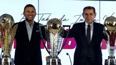 Galatasaray'dan Fenerbahçe'ye gönderme: Şampiyon ikili...