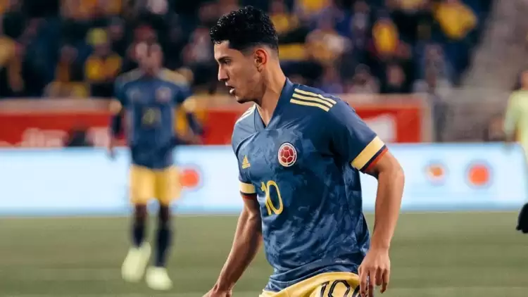 Transferde sürpriz gelişme! Kolombiyalı Steven Alzate bedava Süper Lig'e...
