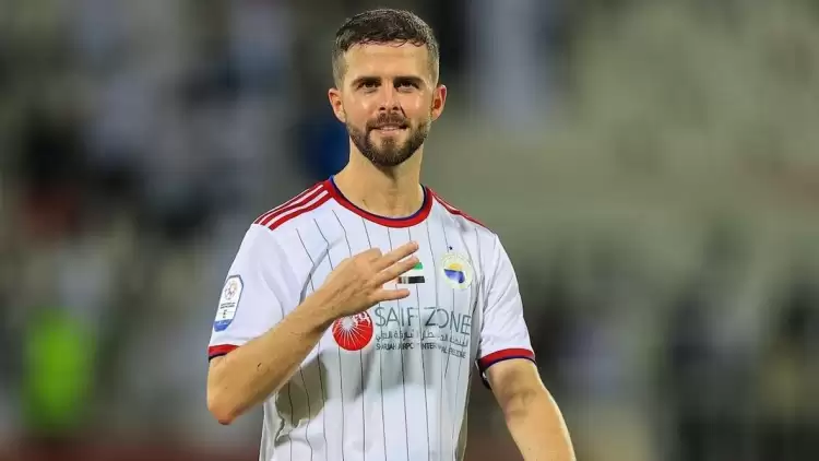 Beşiktaş'ın eski futbolcusu Miralem Pjanic paylaşılamıyor