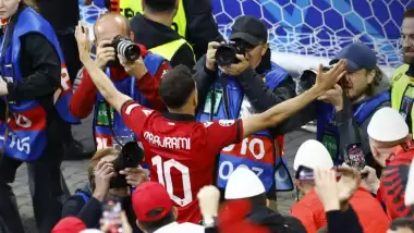 Bu gol Avrupa Şampiyonası tarihine geçti! İtalyanlar şaşkın