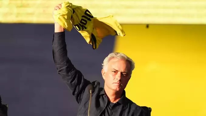 Mourinho, S Sport Plus'ta sahne alıyor!