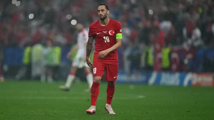 Hakan Çalhanoğlu: "Mert ve Arda adına çok mutluyum"