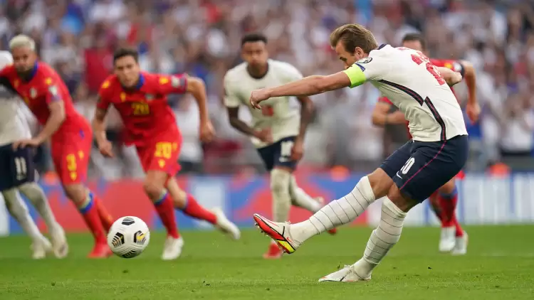 Harry Kane, İngiltere Milli Takımı ile tarihe geçti!