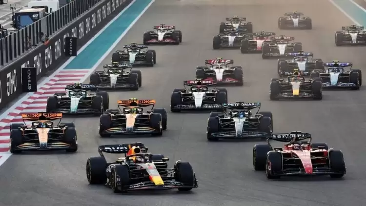 Formula 1'de 2025 gridi belli oluyor! Carlos Sainz'ın yeni takımı...