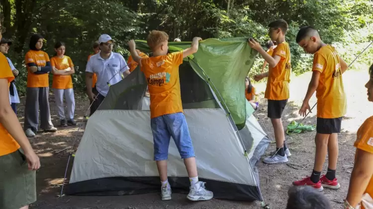 Haydi çocuklar çadır kurmaya, iz sürmeye... Doğa kampı başlıyor!