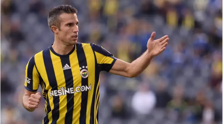 Robin van Persie sahalara geri döndü! İlk idmanına çıktı