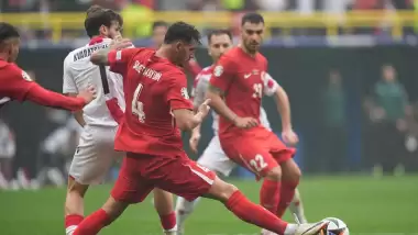 Samet Akaydin grup aşamasında enler arasında