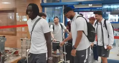 Trabzonspor, yurt dışı kampı için Macaristan'a gitti