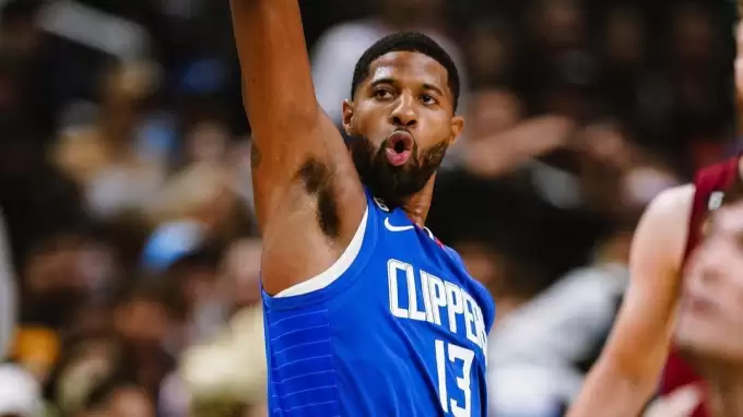 NBA'de yılın ilk bomba transferi geldi! Paul George'dan 4 yıllık imza...