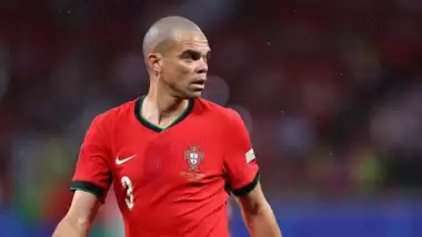 Eski Beşiktaşlı Avrupa futbol tarihine geçti!