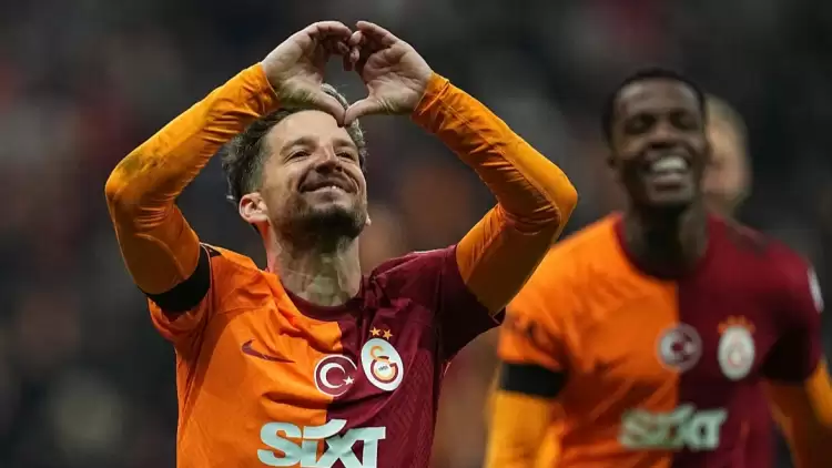 Galatasaray'da Mertens resmen imzayı attı! İşte kazanacağı ücret