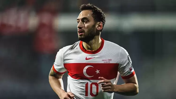 Hakan Çalhanoğlu, Rüştü Reçber’in rekoruna ortak oluyor