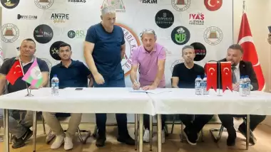 Isparta 32 Spor’da Teknik Direktör Fuat Buruk dönemi başladı