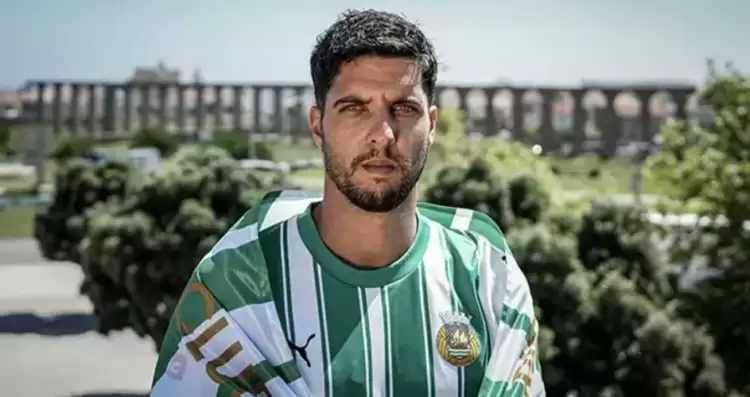 Alanyaspor'dan Joao Novais, Portekiz'e transfer oldu