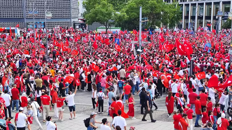 Berlin'de Türkiye coşkusu