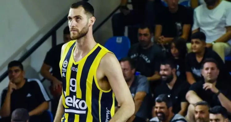 Fenerbahçeli yıldız ayrılığını açıkladı, yeni ekibini duyurdu