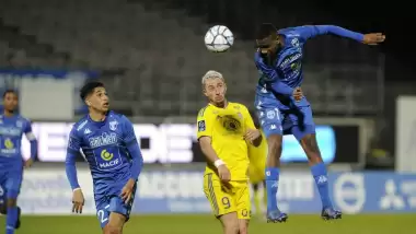 Yiğidolara Fransız orta saha!