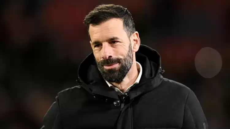 Ruud van Nistelrooy Manchester United'a geri döndü