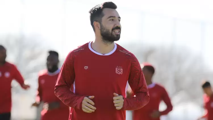 İbrahim Akdağ Sivasspor’dan ayrıldı!