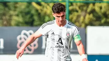 Beşiktaş'ta iki ayrılık! Resmi açıklama geldi...