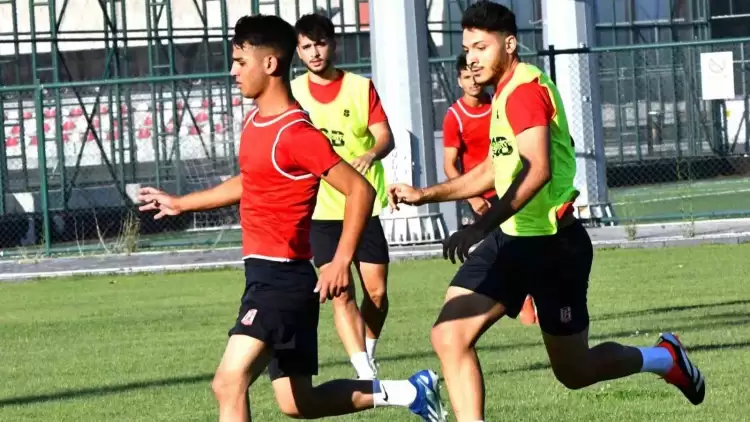 Balıkesirspor, Ahmet Gülay ve Hüseyin Altıntaş ile sözleşme imzaladı