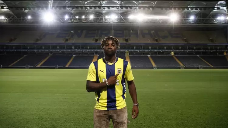 Fenerbahçe Allan Saint-Maximin transferini resmen duyurdu!