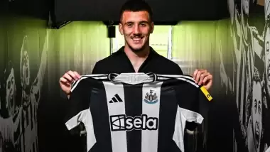 Newcastle United, Miodrag Pivas'u transfer etti
