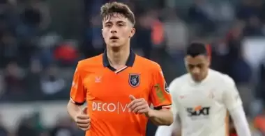 Erkan Sözeri canlı yayında açıkladı! Şanlıurfaspor'a Başakşehir'den transfer