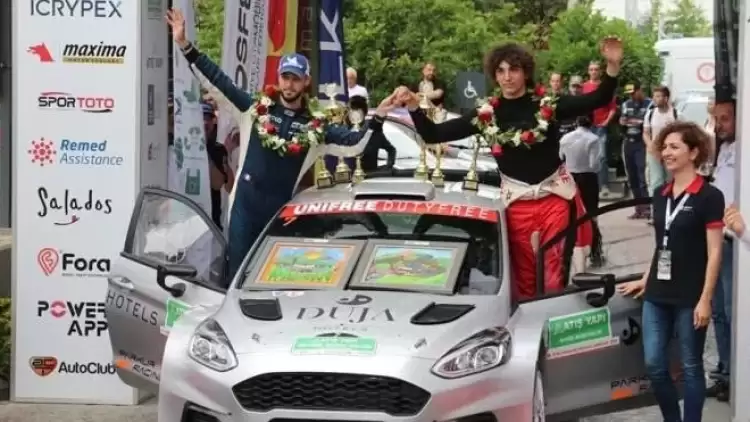 Ralli pilotu Kerem Kazaz, Letonya Rallisi'ni ikinci sırada tamamladı