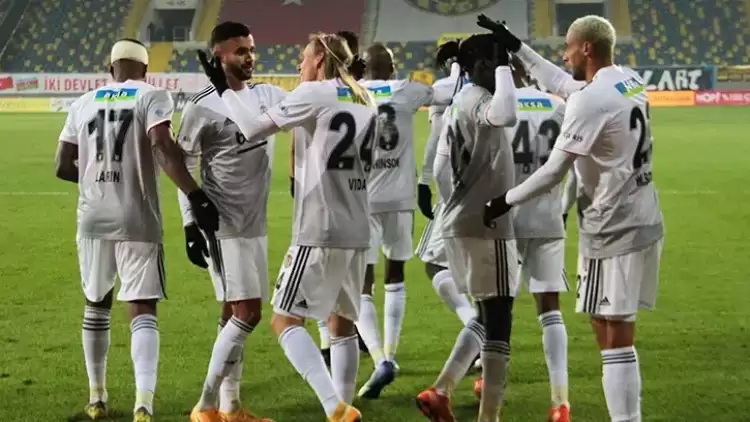 Beşiktaşlı eski yıldız Süper Lig'e geri dönüyor! İşte görüştüğü takım...