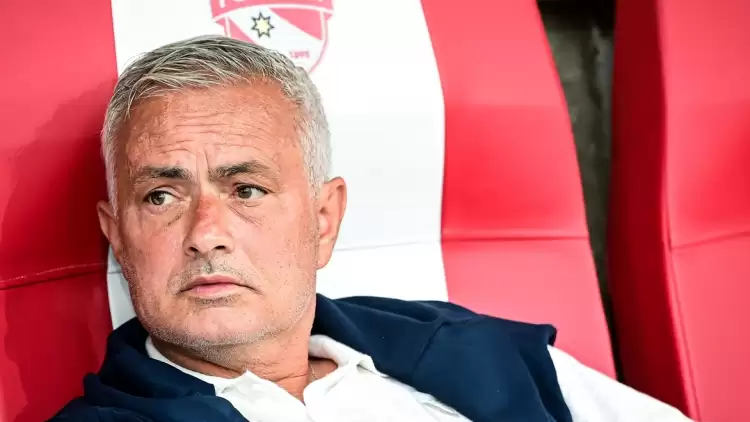 Fenerbahçe'de sıra geldi 6 numara transferine! Mourinho yönetime 3 isim verdi...