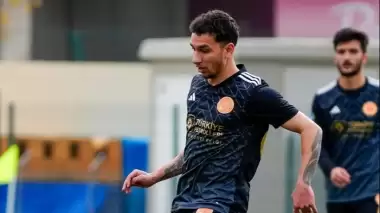 Sakaryaspor'a "Şampiyon" transferi!