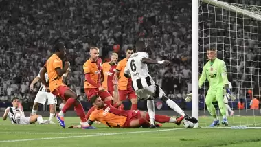 Victor Nelsson kızardı!