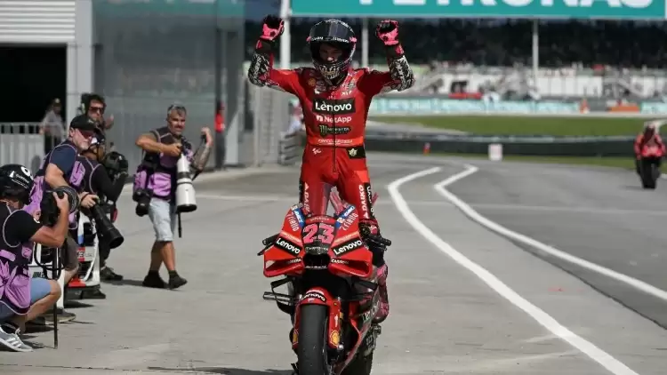 MotoGP'de Büyük Britanya Grand Prix'sini kazanan belli oldu