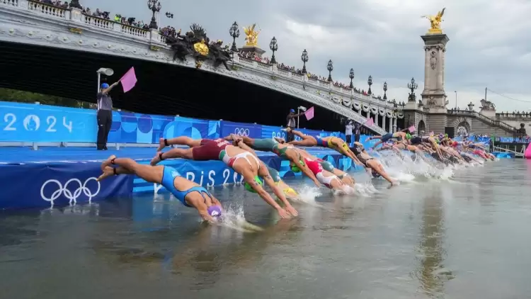 Paris Olimpiyatları'nda Seine Nehri skandalı! Antrenman iptal edildi