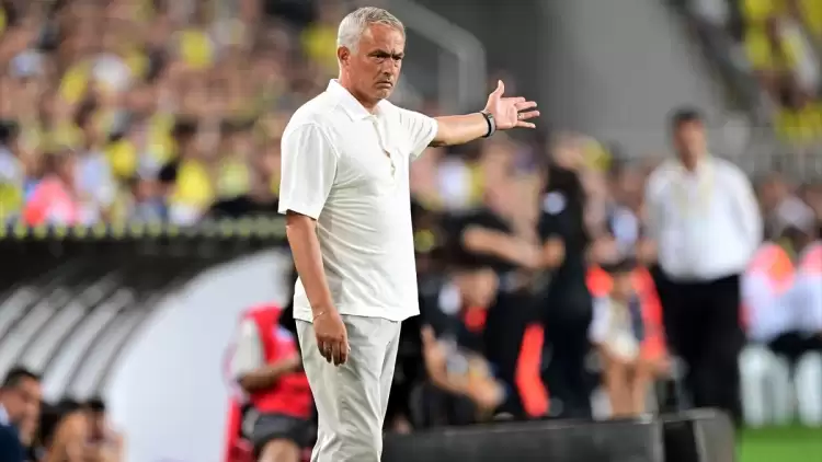 Mourinho'dan itiraf: "Takım iyi durumda olmaktan çok uzak"