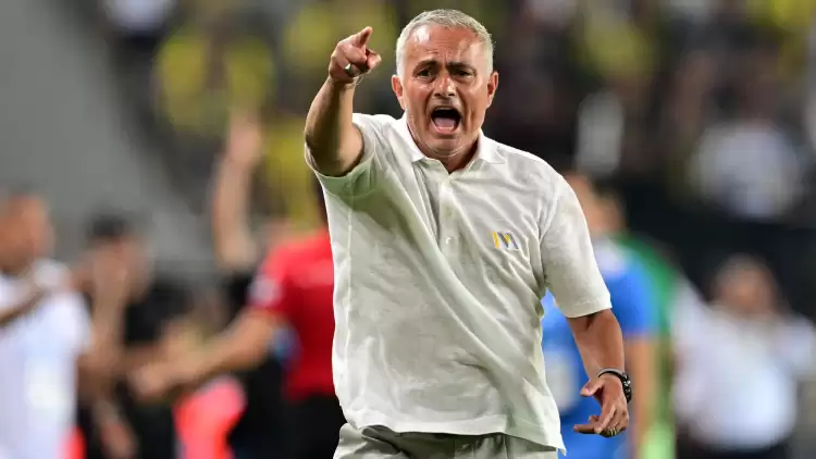 Mourinho'dan Galatasaray maçına flaş gönderme! "Şimdi daha iyi anlıyorum"