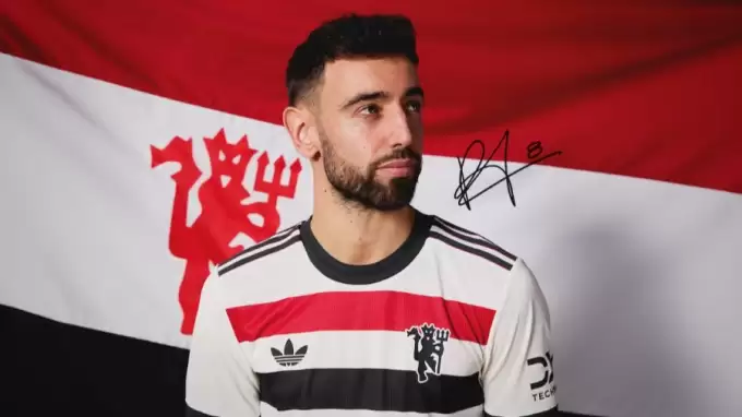 Manchester United'dan Bruno Fernandes kararı! Sözleşmesi...