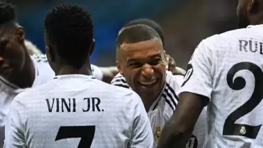 Mbappe'li Real Süper Kupa'yı aldı! Tarihe geçti...