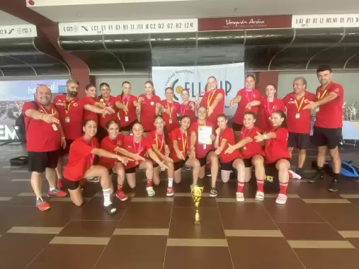 U17 Kız Milli Hentbol Takımı Cell-Cup'da şampiyon oldu