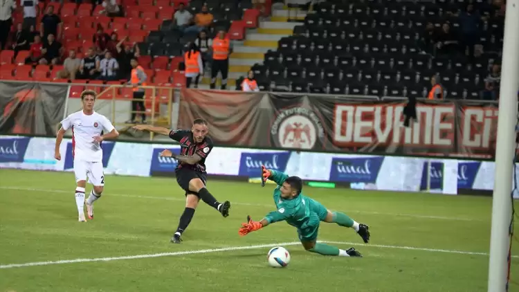 Ahlatcı Çorum FK - Fatih Karagümrük: 2-2 (Maç sonucu-yazılı özet)