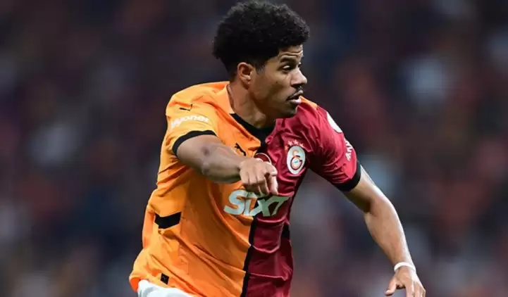 Galatasaray'ın yeni transferi Gabriel Sara, Championship'te yılın 11'ine seçildi