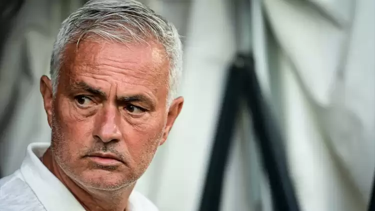 Fenerbahçe'de Jose Mourinho'dan flaş karar! Ferdi Kadıoğlu giderse sol bek istemiyor, yerine...